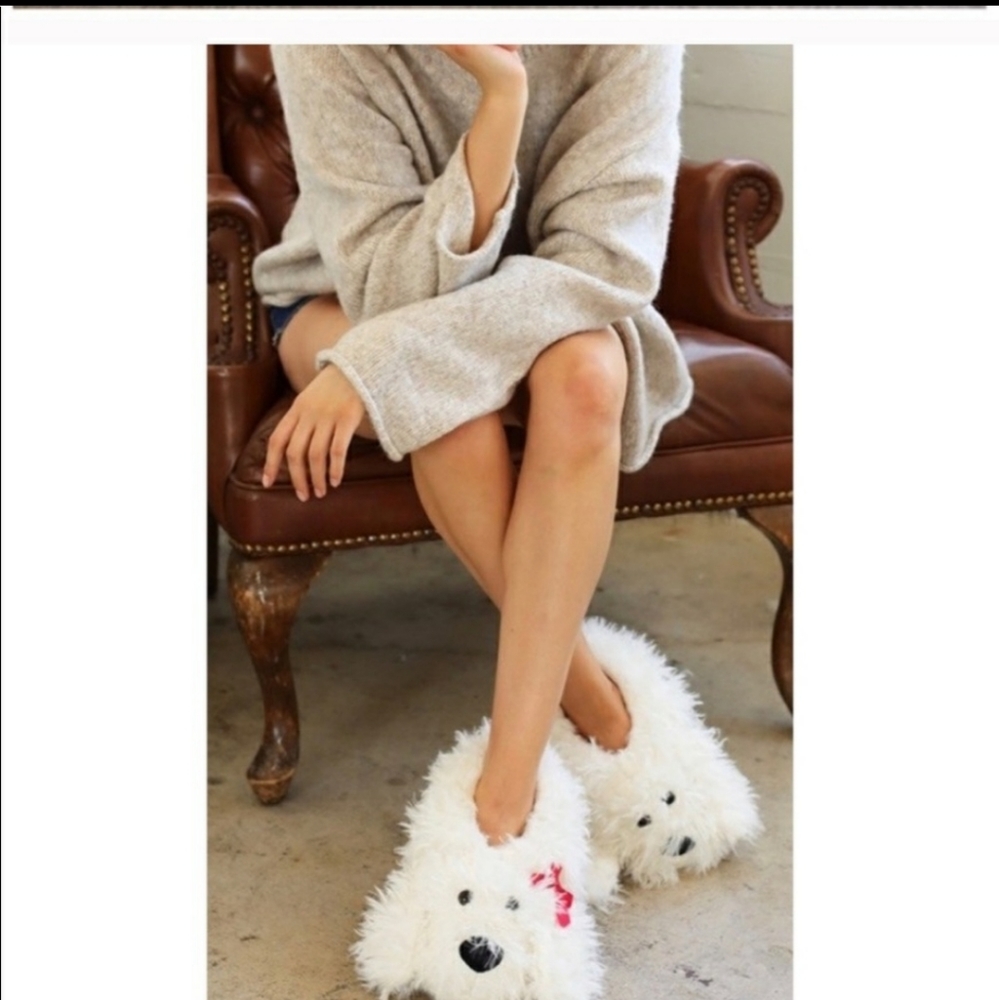 ❤🎁HP🎁❤ Adorable Pup Slippers - Picture 2 of 5